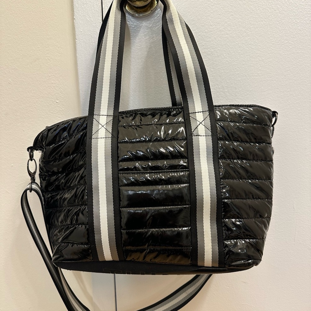 THINK ROLYN Wingman Tote